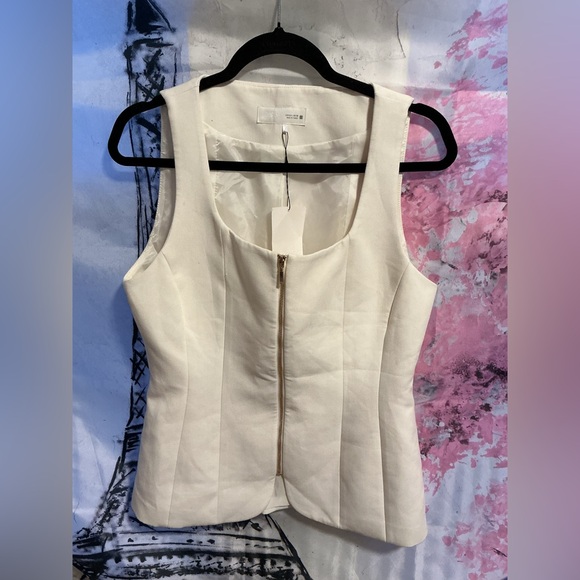 Spring /summer 🌺 NWT ZARA ZIPPER BUSTIER TOP  L
🚨 My prices are firm no discount - Picture 7 of 16